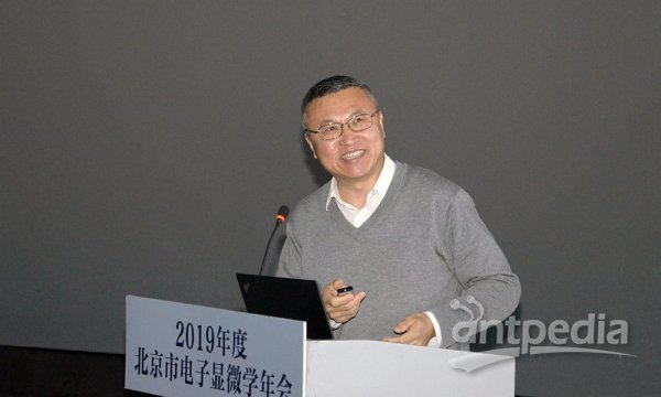 中国科学院物理研究所 白雪冬研究员