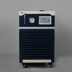 郑州长城DL30-300密闭型循环冷却器控温精度高